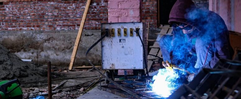 MIG Welding Machines and Their Role in Fabrication Industries